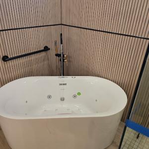 Complete Plumbing & Drain