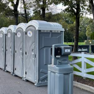 VannGo Luxury Mobile Restrooms & Portable Solutions