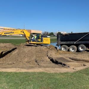 Russell's Excavating & Septic Tanks