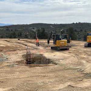 Waunch Construction & Trucking